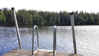 Lake Långsjön near Malmköping, 26 Celsius.